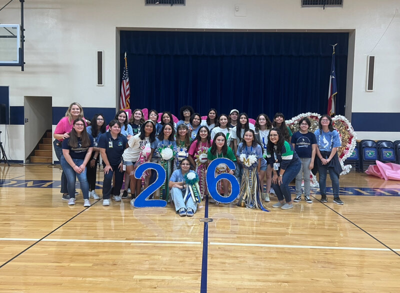 Ms. Leos Leadership Class