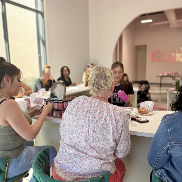 Mother’s Day at KissLab 