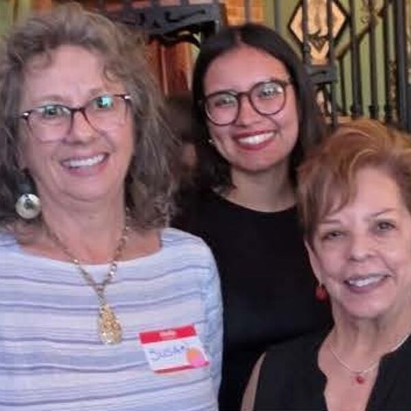 Books are Gem Staff: Susan Patterson, Emma Acosta, Zugeith Soto