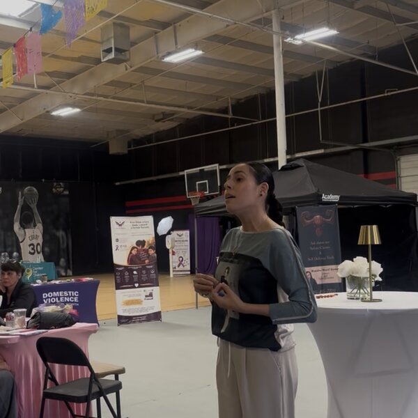 Women Empowering Women — Where Community Comes Together! 💜💛  Run & Walk Foundation was honored to connect with Claudia from the Child Crisis Center. Together, we believe in empowering women, supporting families, protecting children, and building a stronger community through compassion, collaboration, and hope.  Together, we can make a difference and create second chances!